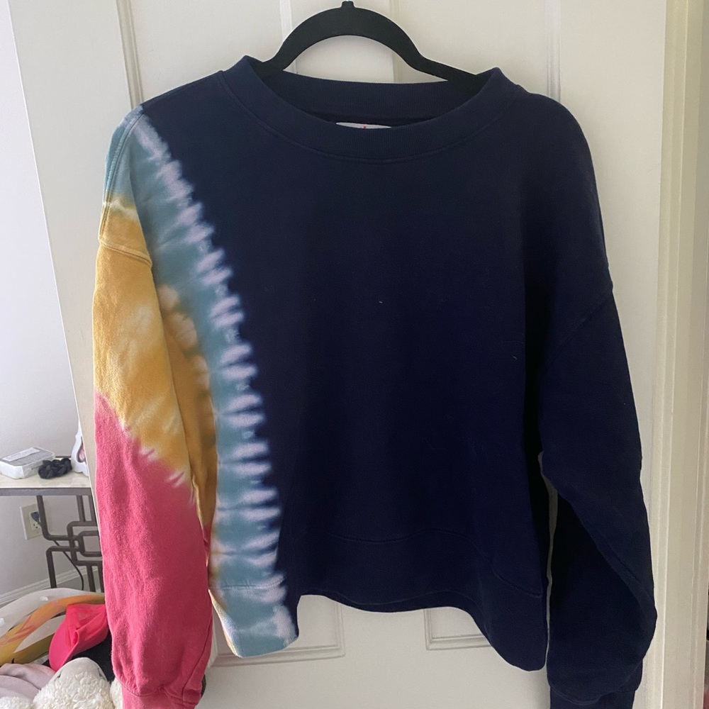Velvet sweatshirt.